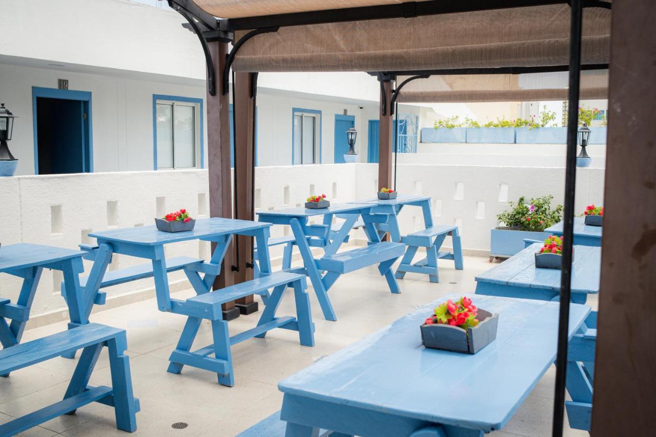 Hotel Adaz Mediterraneo Santa Marta  Exterior photo